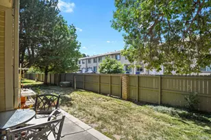 3471 S Ammons St, Denver, CO 80227 - Photo 32
