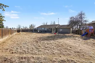 1632 S Rifle St, Aurora, CO 80017 - Photo 20