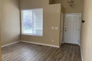 10622 Cherrybrook Cir, Highlands Ranch, CO 80126 - Photo 4