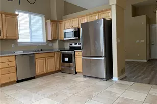 10622 Cherrybrook Cir, Highlands Ranch, CO 80126 - Photo 2