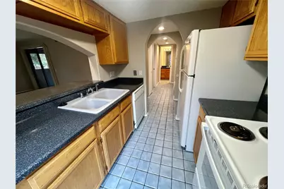 9797 E Peakview Avenue #C05, Englewood, CO 80111 - Photo 8