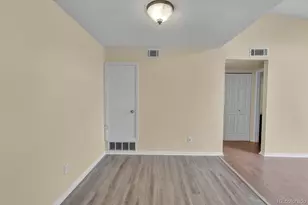 908 S Walden Way, Aurora, CO 80017 - Photo 10