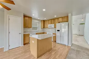 11359 Locust St, Thornton, CO 80233 - Photo 8