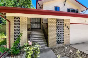 868 S Johnson Ct, Lakewood, CO 80226 - Photo 2
