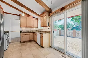 868 S Johnson Ct, Lakewood, CO 80226 - Photo 10