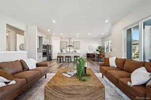 8735 S Quemoy St, Aurora, CO 80016 - Photo 10