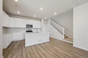 4613 N Versailles St, Aurora, CO 80019 - Photo 4