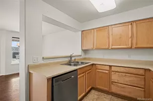 12822 Jasmine St, Thornton, CO 80602 - Photo 8