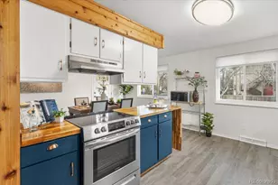 952 S Garland Way, Lakewood, CO 80226 - Photo 8