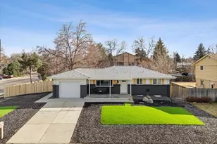 952 S Garland Way, Lakewood, CO 80226 - Photo 2