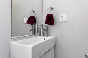 6732 S Independence St, Littleton, CO 80128 - Photo 10