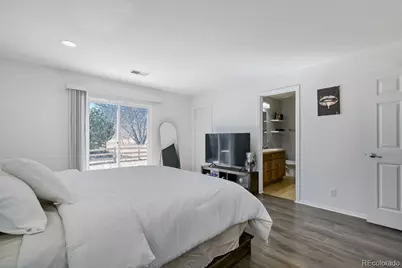 15686 Randolph Place, Denver, CO 80239 - Photo 10