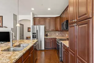 11923 W Long Cir, Littleton, CO 80127 - Photo 4