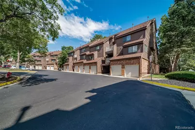 834 S Vance Street #F, Lakewood, CO 80226 - Photo 2