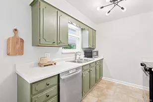 8402 Chase St, Arvada, CO 80003 - Photo 14