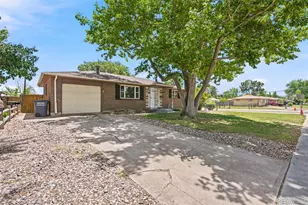8402 Chase St, Arvada, CO 80003 - Photo 2