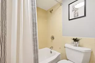 888 N Logan Street, Denver, CO 80203 - Photo 22