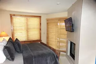 100 Dercum Square, Dillon, CO 80435 - Photo 12