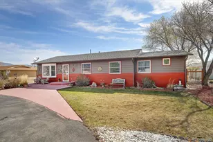 165 Raymond Lee Dr, Buena Vista, CO 81211 - Photo 2