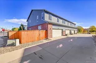 23462 E Chenango Pl, Aurora, CO 80016 - Photo 18