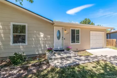 9609 W Eureka Place, Lakewood, CO 80227 - Photo 4