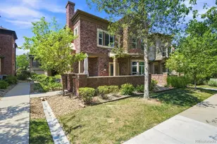 649 W Burgundy St, Highlands Ranch, CO 80129 - Photo 2