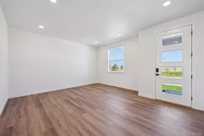 25020 E 42nd Avenue, Aurora, CO 80019 - Photo 2