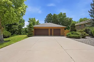 30 Dutch Creek Dr, Littleton, CO 80123 - Photo 50