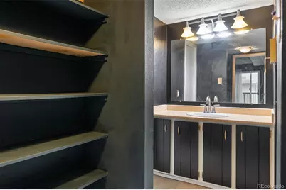 8060 E Girard Avenue #913, Denver, CO 80231 - Photo 14