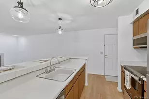 2575 S Syracuse Way, Denver, CO 80231 - Photo 6