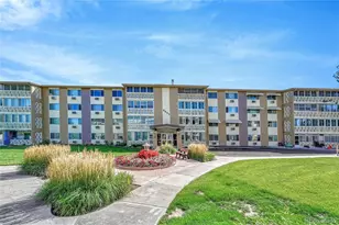 9655 E Center Ave, Denver, CO 80247 - Photo 14