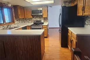 812 S Ouray St, Aurora, CO 80017 - Photo 4