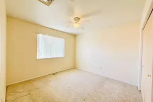 910 S Elgin Ct, Pueblo, CO 81007 - Photo 16