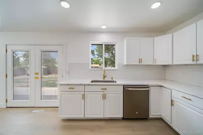 8733 Kendall Court, Arvada, CO 80003 - Photo 10