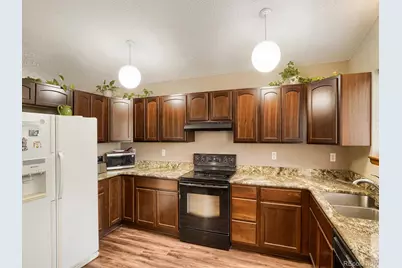 2153 S Ventura Street, Aurora, CO 80013 - Photo 8