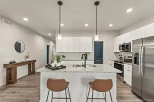 559 Bayview Dr, Pueblo, CO 81007 - Photo 10