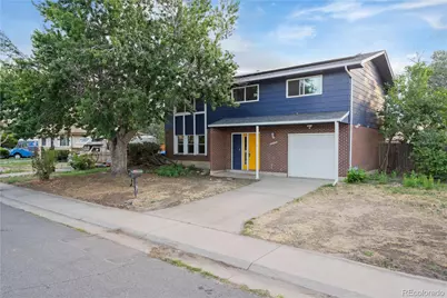 4943 Scranton Street, Denver, CO 80239 - Photo 2