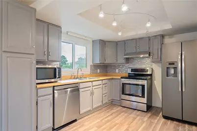 4943 Scranton Street, Denver, CO 80239 - Photo 10
