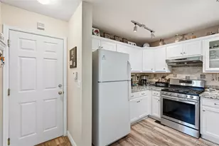 5182 E 119th Ct, Thornton, CO 80233 - Photo 4