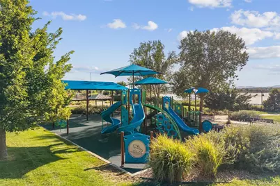 762 Mockingbird Lane, Brighton, CO 80601 - Photo 38