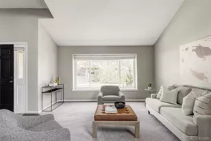 7932 S Vine Ct, Centennial, CO 80122 - Photo 2
