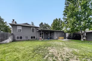 9559 W Eureka Pl, Lakewood, CO 80227 - Photo 14