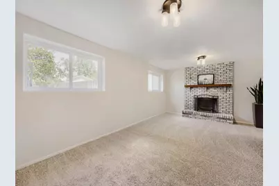9559 W Eureka Place, Lakewood, CO 80227 - Photo 10