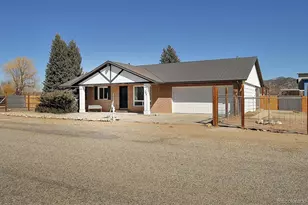 540 W 15th St, Salida, CO 81201 - Photo 2