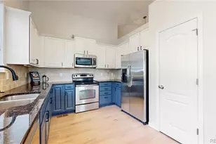 1869 Trevor Cir, Longmont, CO 80501 - Photo 6