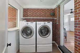 1317 Geneva St, Aurora, CO 80010 - Photo 20