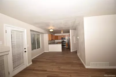 4954 Freeport Way, Denver, CO 80239 - Photo 6