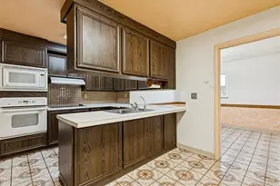 6081 E 80th Ave, Dupont, CO 80024 - Photo 8