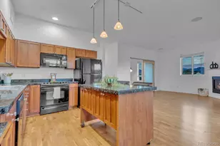 1053 W Century Dr, Louisville, CO 80027 - Photo 8