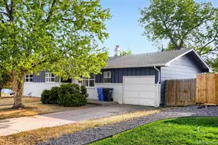 916 Timber Ln, Fort Collins, CO 80521 - Photo 2